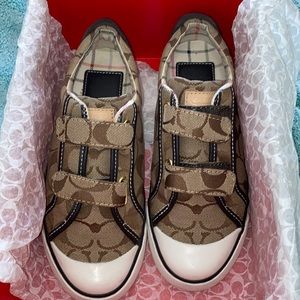 Coach shoes